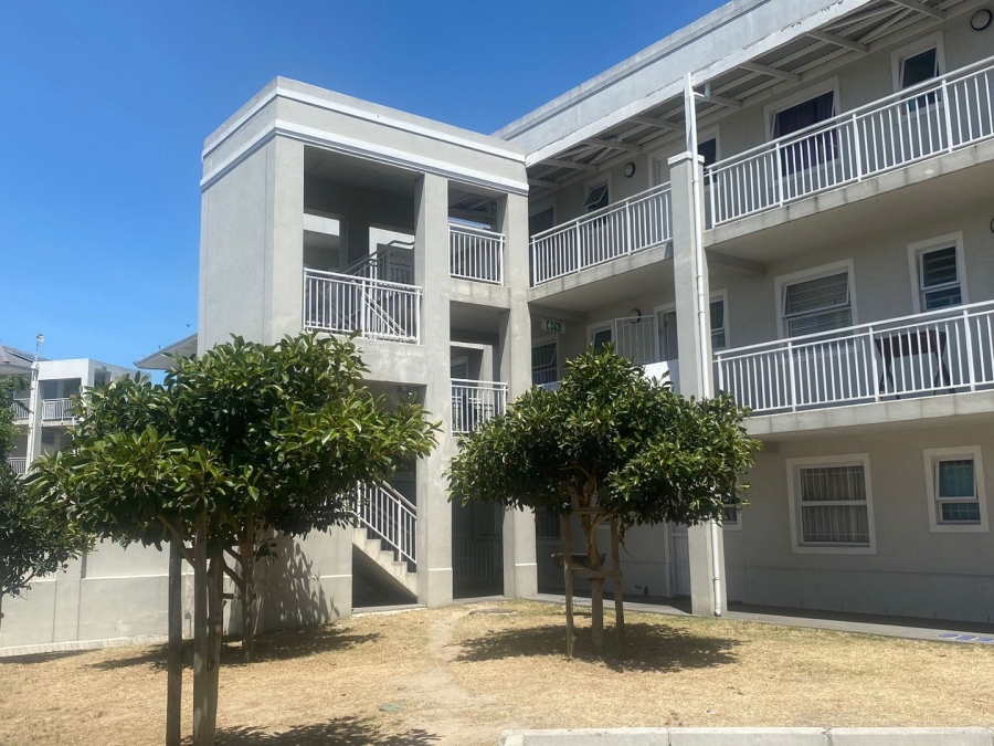 To Let 2 Bedroom Property for Rent in Cravenby Western Cape